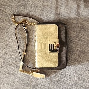 Michael Kors Tina small Crossbody Clutch